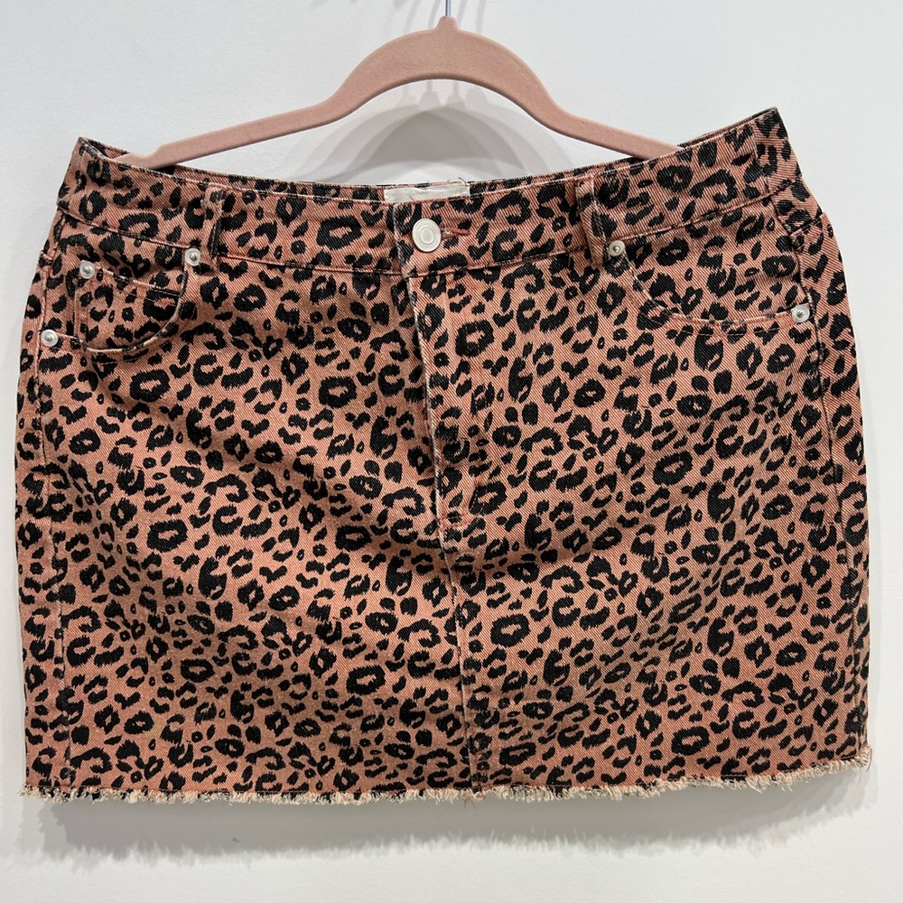 COTTON CANDY LA Leopard Mini Skirt